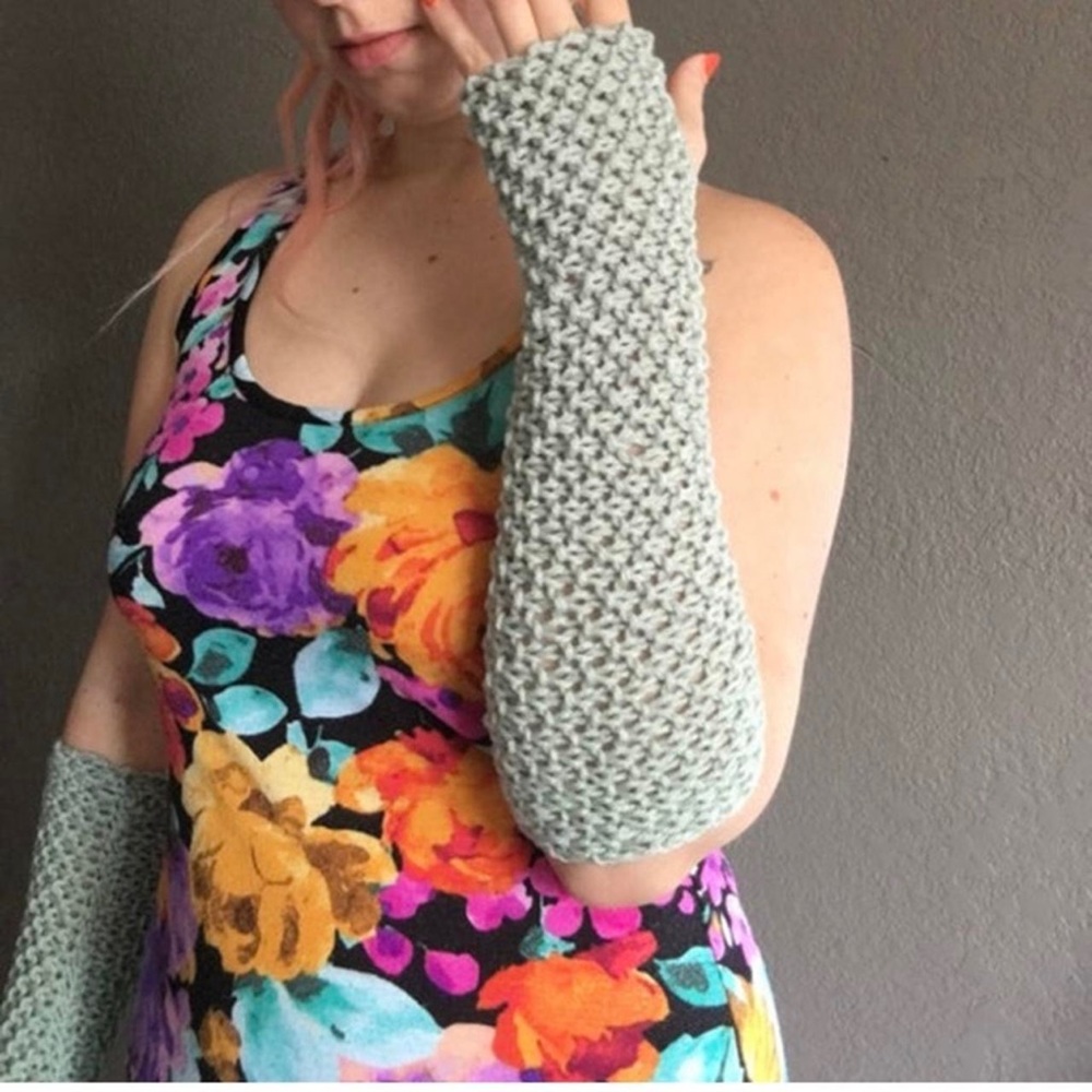 Fingerless mittens - Picture 4 of 4
